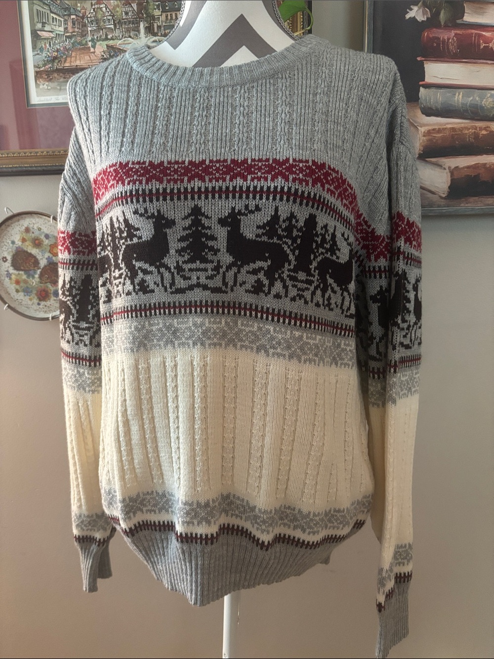 VINTAGE! Collection Gray Cream and Red Reindeer Crewneck Sweater